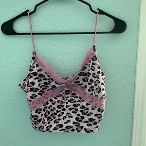 Women’s purple cheetah print tank top